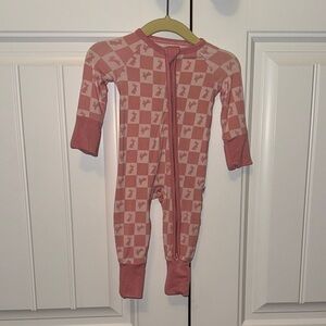 Dream big little co. Newborn bunny covertable zippy